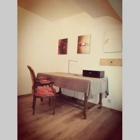 Avec Rooftop Au Centre De