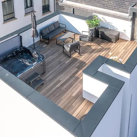 Lägenhet Avec Rooftop Au Centre De