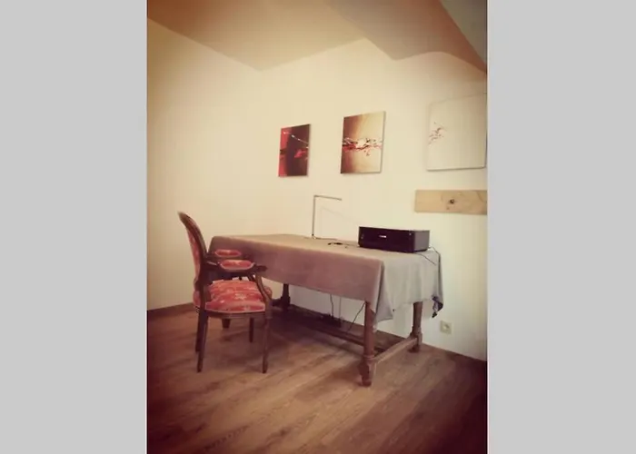 Avec Rooftop Au Centre De