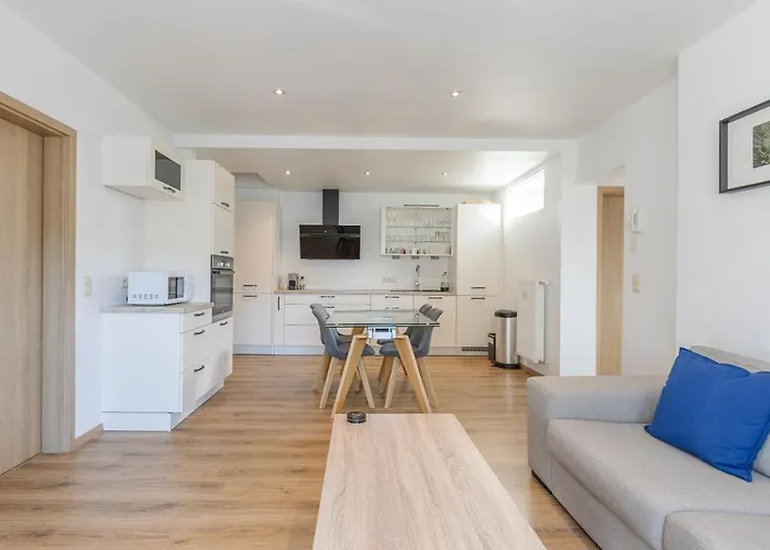 Avec Rooftop Au Centre De مالميدي