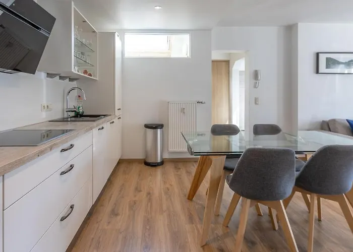 Avec Rooftop Au Centre De